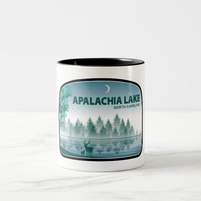 Apalachia Lake North Carolina Deer Zweifarbige Tasse (Mittel)