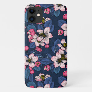 Apfelblüte auf dunkelblau Case-Mate iPhone hülle