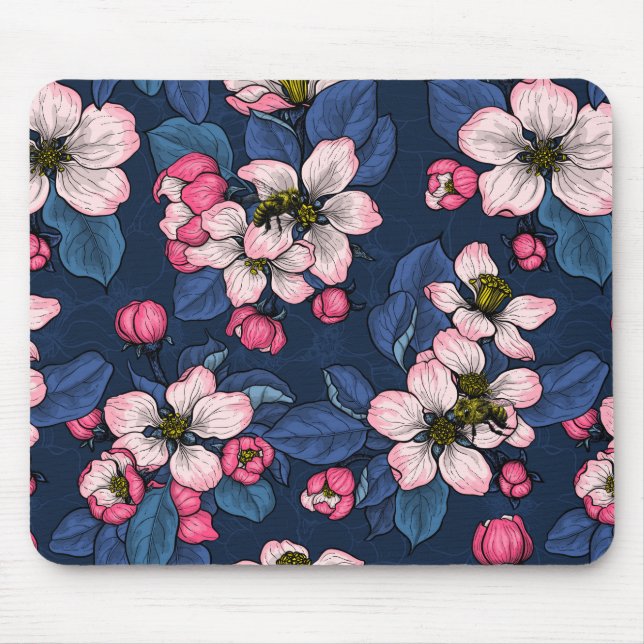 Apfelblüte auf dunkelblau mousepad (Vorne)