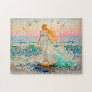 Aphrodite, aus einer Muschel am Ozeanstrand aufste
