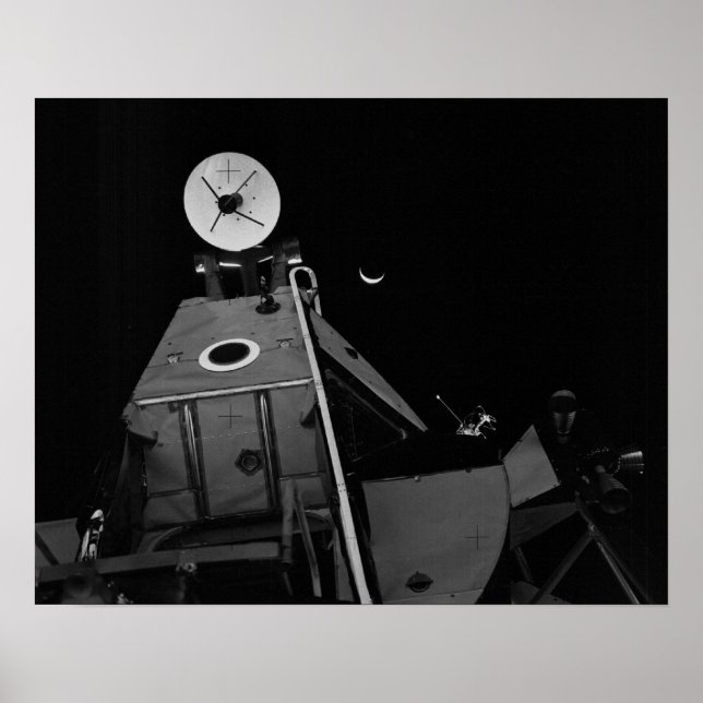 Apollo 14 Lunar Module & Earthrise Poster (Vorne)