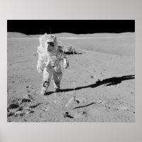 Apollo 16 Astronaut auf dem Mond