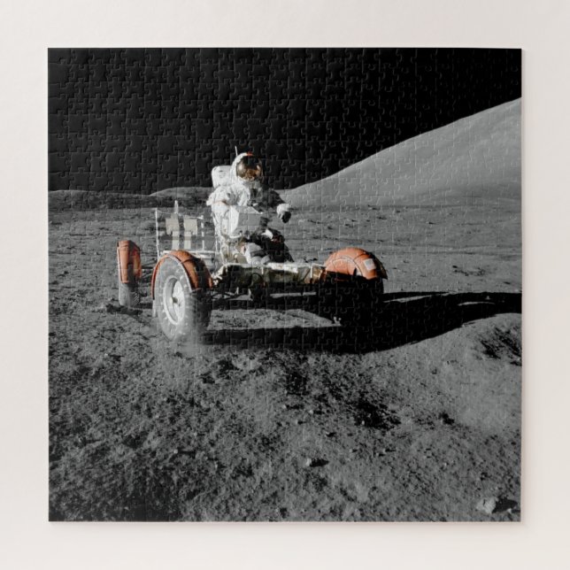 Apollo 17 Lunar Rover (Vertikal)
