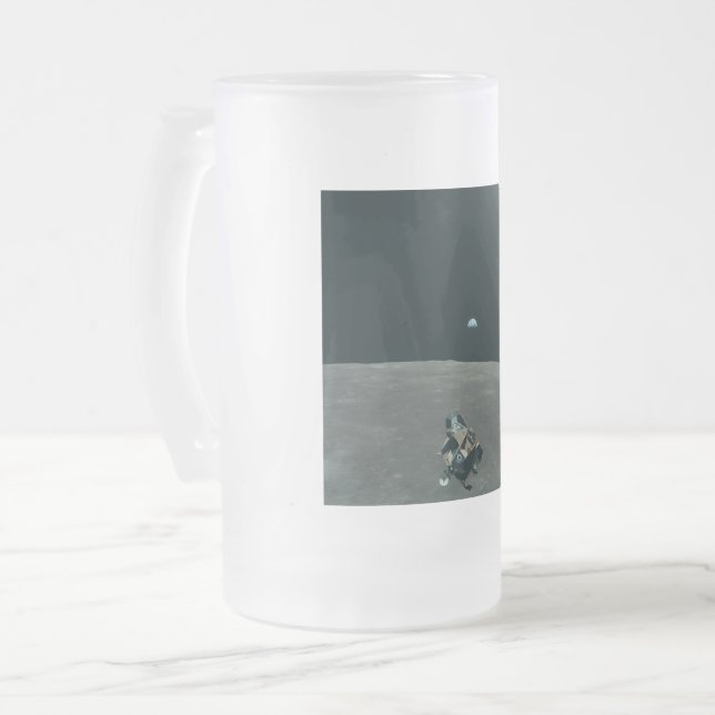 Apollo Lunar Lander und Erdaufgang über dem Mond Mattglas Bierglas (Vorderseite Links)