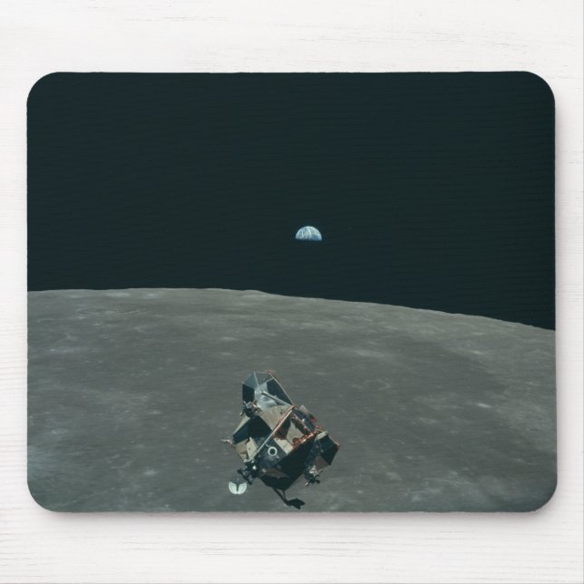 Apollo Lunar Lander und Erdaufgang über dem Mond Mousepad (Vorne)