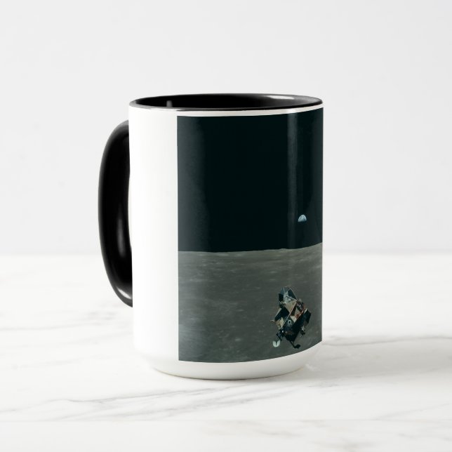 Apollo Lunar Lander und Erdaufgang über dem Mond Tasse (Vorderseite Links)
