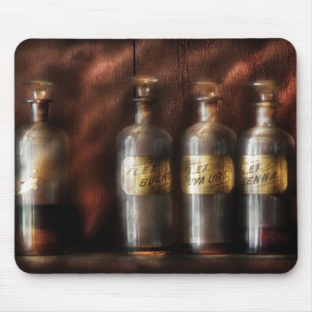 Apotheker - Fünf Flaschen Mousepad (Vorne)