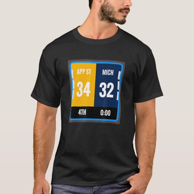 Appalachian Fan Scoreboard Football Michigan T-Shirt (Vorderseite)