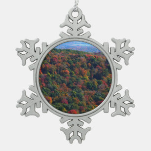 Appalachian Mountains im Herbst Schneeflocken Zinn-Ornament