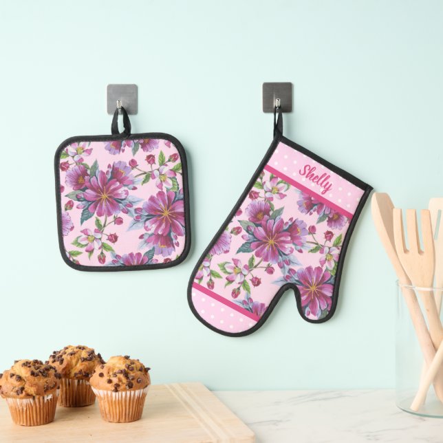 Apple Blossoms and Pink Polka Dots  Ofenhandschuh & Topflappen-Set (Insitu (Hängend))