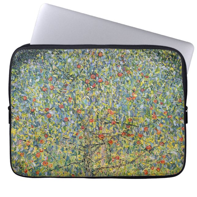 Apple Tree von Gustav Klimt, Vintager Jugendstil Laptopschutzhülle (Vorderseite)
