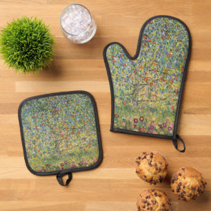 Apple Tree von Gustav Klimt, Vintager Jugendstil Ofenhandschuh & Topflappen-Set