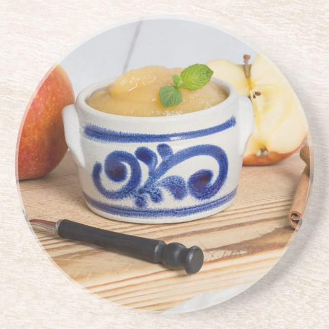 Applesauce with cinnamon in stoneware bowl untersetzer (Vorne)