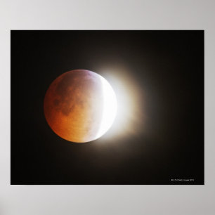 Approching die totale Finsternis des Mondes Poster