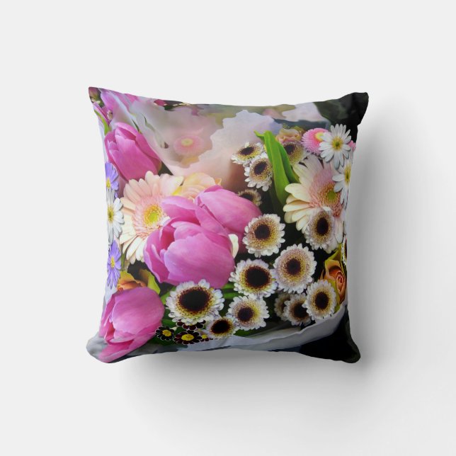 April Bouquet ~ Throw Kissen (Vorderseite)
