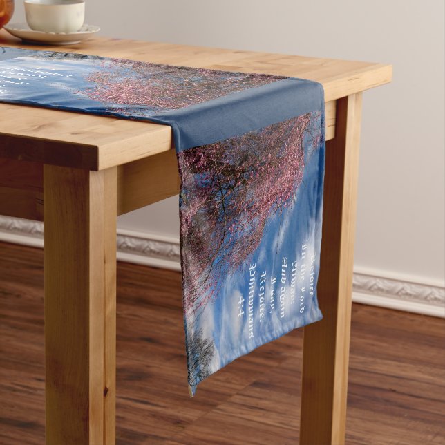 April Himmel mit den Philippinen 4:4 Kurzer Tischläufer (Beispiel)