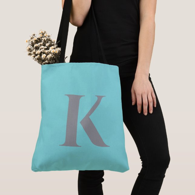 Aqua Aquamarin Custom Modern Monogram Summer Tasche (Von Nahem)