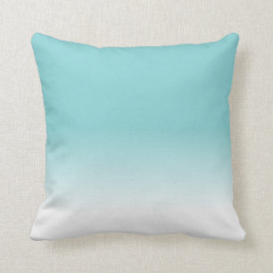 Aqua Blaue Farbe von 2021 Populärer Ombre Kissen