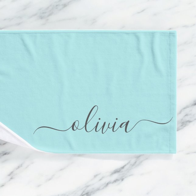Aqua Blue Aquamarin Modern Script Monogram Name Handtuch (Von Creator hochgeladen)
