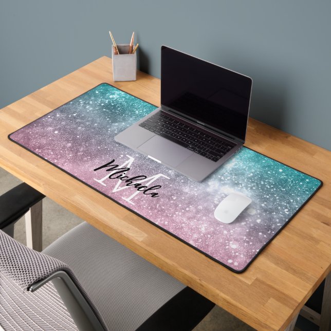 Aqua blue Pink ombre sea galaxy abstrakt Monogram Schreibtischunterlage (Büro 2)