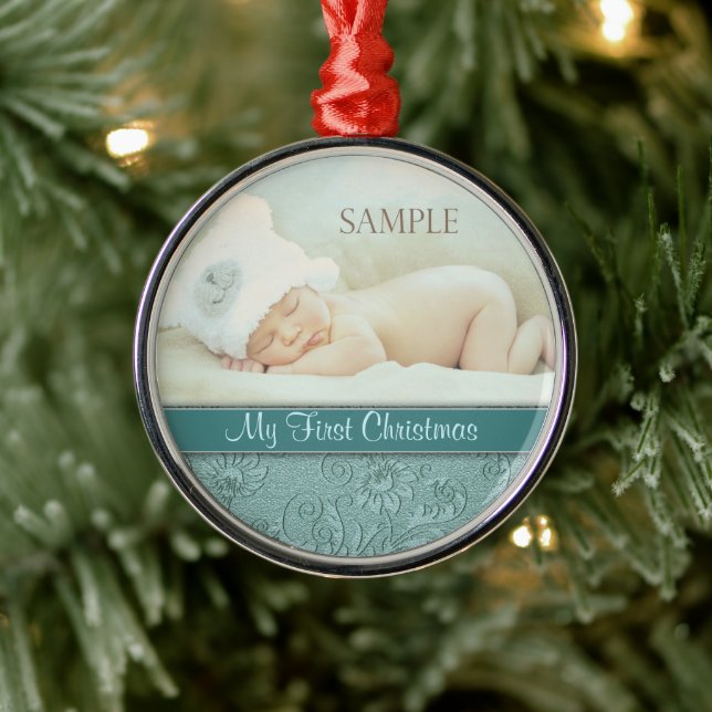 Aqua Floral Swirl Baby First Christmas Silbernes Ornament (Baum)