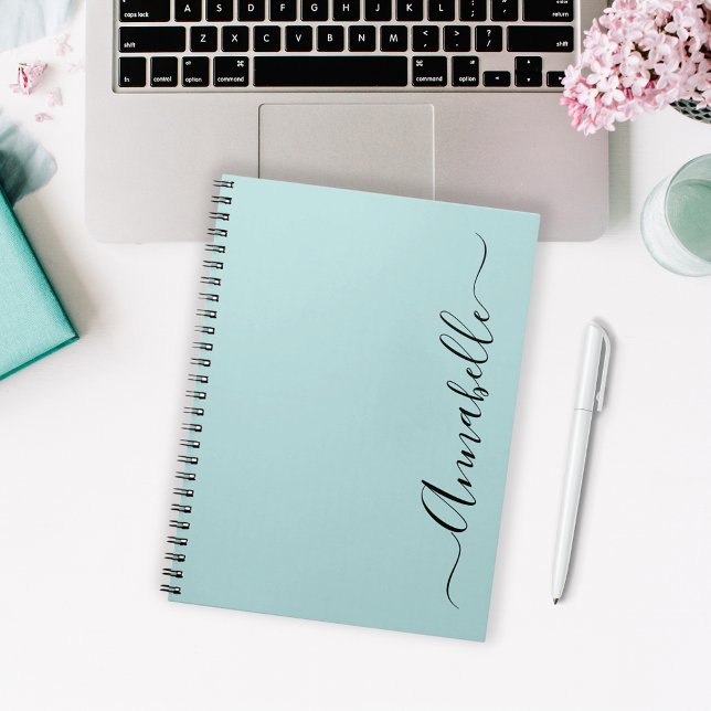 Aqua Mint Green Personalisiert Name Notizblock (Modern personalized notebook in script typography.  Available in aqua mint. pink or black)