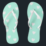 Aqua Mint mit Niedlichem White Hearts Muster Flip Flops<br><div class="desc">NewParkLane - Flip Flops,  mit einem niedlichen Handmuster kleine weiße Herzen gezeichnet,  vor einem trendigen Aqua Minze Hintergrund. Karo diese Auflistung für passende Elemente aus. Auch erhältlich in heißen Rosa & Rosa.</div>
