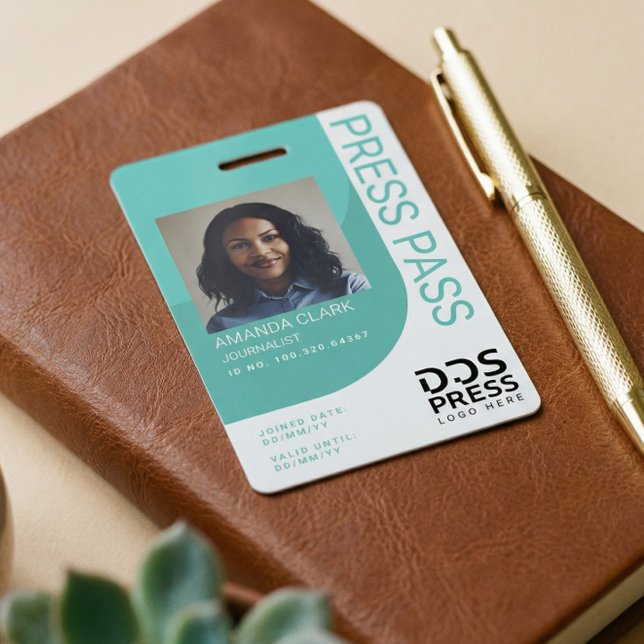 Aquamarin Blue Modern & Minimal Press Pass Foto ID Ausweis (Personalized Press Pass Photo ID Modern Minimal Badge)