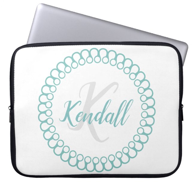 Aquamarin Decorative Monogramm Laptopschutzhülle (Vorderseite)