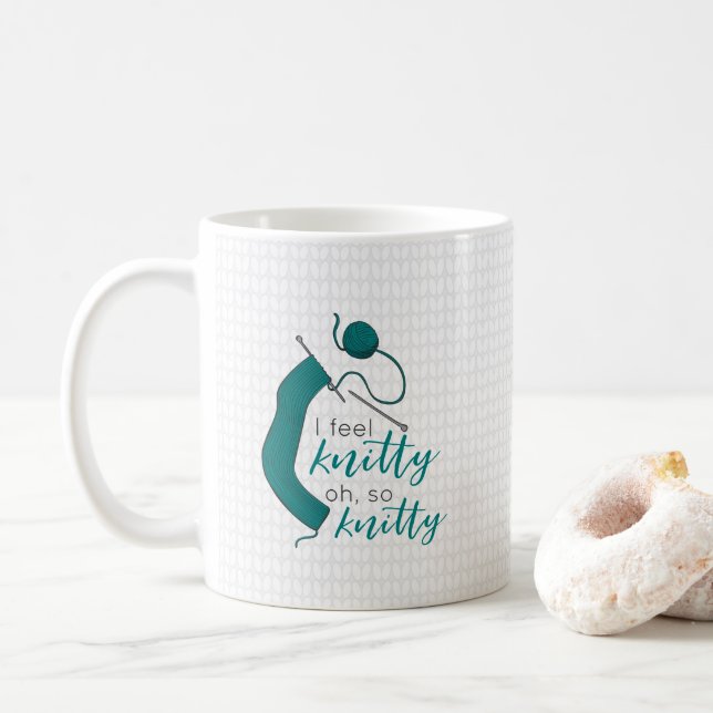 Aquamarin fühle ich mich wie Knitty, so knett. Kaffeetasse (Mit Donut)