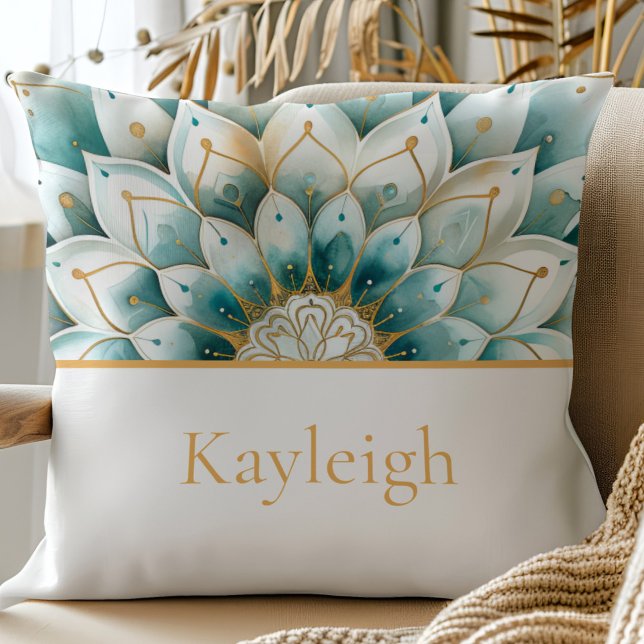 Aquamarin Gold Floral Mandala Personalisiert Kissen (Von Creator hochgeladen)