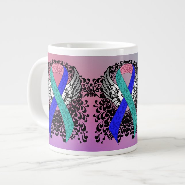 Aquamarin/rosa/blaue Schleife mit Flügeln Jumbo-Tasse (Vorderseite Links)