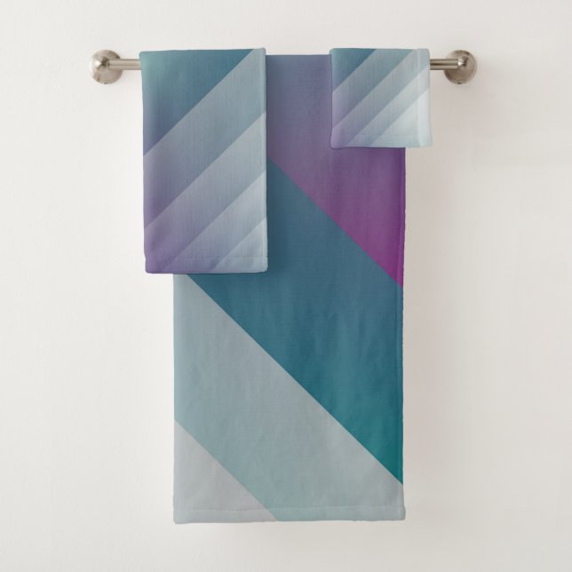 Aquamarine magentafarbene Dreiecke Badhandtuch Set (Insitu)