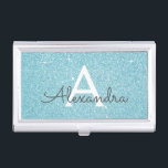 Aquamariner Aqua Blue Glitzer und Sparkle Monogram Visitenkarten Dose<br><div class="desc">Aquamariner Aqua Blue Imitats Glitzer und sparkle Elegant Monogram Visitenkartenhalter für Schönheit beruflich wie eine Hautpflege,  Microblading,  Eyelash Extensions,  Haar oder Makeup Beauty Salon Manager oder Mitarbeiter. Der Inhaber der Visitenkarte kann individuell auf Ihren Vor- und Erstnamen abgestimmt werden und macht ein tolles Geburtstag- oder Weihnachtsgeschenk.</div>
