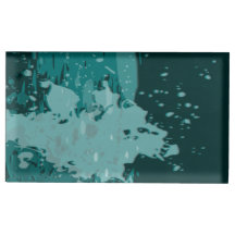 Aquamariner Spritzer mit grüner Farbe - Kartenhalt
