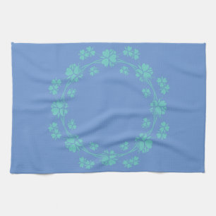 Aquamarines Blumenmuster auf Blue Disc Handtuch