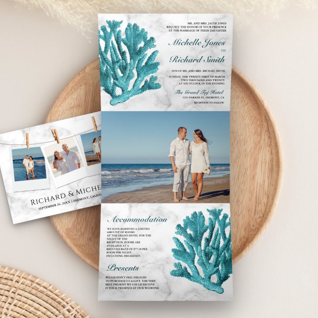 Aquamarines Korallenriff am Strand Hochzeit aus we Dreifach Gefaltete Einladung (Von Creator hochgeladen)