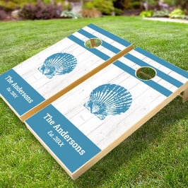 Aquamarines Strandhaus aus rustikalem Holz