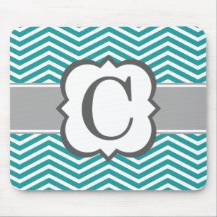 Aquamarines weißes Monogramm Letter C Zickzack Mousepad