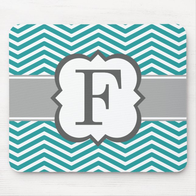 Aquamarines weißes Monogramm Letter F Zickzack Mousepad (Vorne)