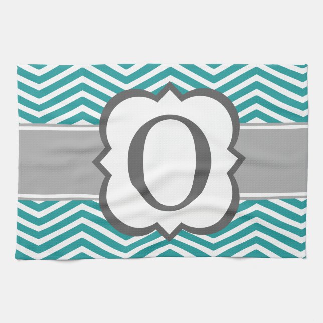 Aquamarines weißes Monogramm Letter O Zickzack Küchentuch (Horizontal)