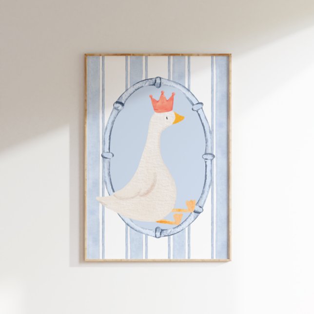 Aquarell Albern Gänseblauer Kinderzimmer drucken Poster (A white goose wearing a red crown on a blue and white striped background in a gold frame.)