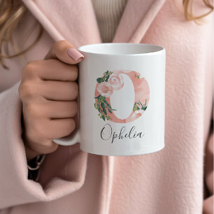 Aquarell-Anfangbuchstabe auf Tasse - O
