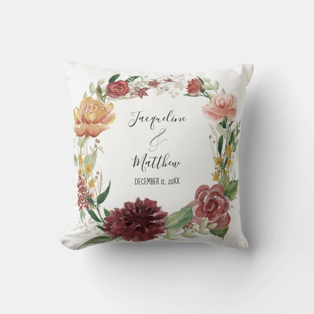 Aquarell Blumenzauber Burgund Rose Ring Beatter Kissen (Vorderseite)
