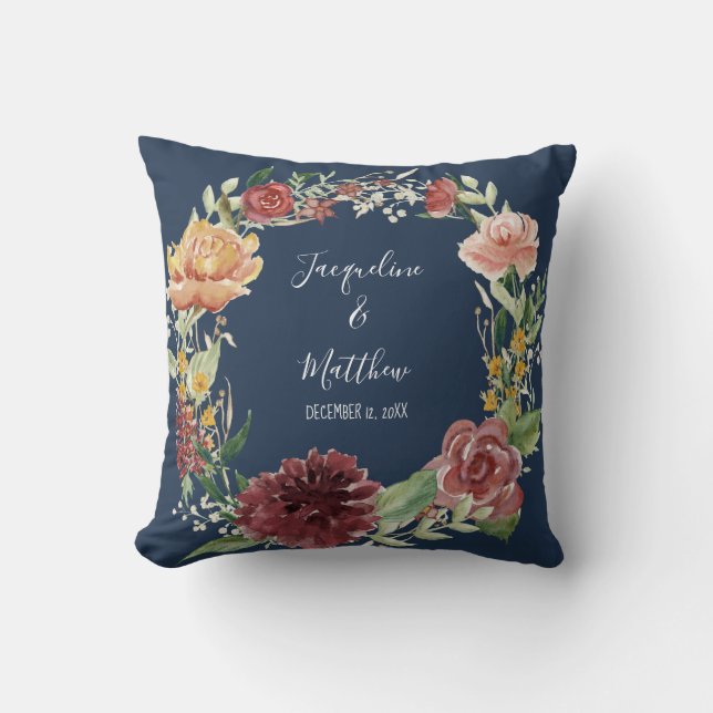 Aquarell Blumenzauber Burgund Rose Ring Beatter Kissen (Vorderseite)