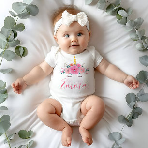 Aquarell-Einhorn-Gesicht-Blumensterne-Monogramm Baby Strampler