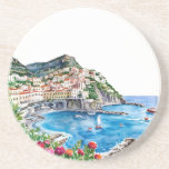 Aquarell La Dolce Vita Italienische Amalfiküste Getränkeuntersetzer<br><div class="desc">Bringen Sie die atemberaubende Schönheit der italienischen Küste auf Ihren Tisch mit unserem Wasserfarben-Unterleger der Amalfiküste, einer handgemalten Hommage an die raue Eleganz des Mittelmeers. Dieses Design fängt die sonnendurchfluteten Klippen und die ikonische pastellfarbene Architektur von Positano und Ravello ein und bietet bei jedem Getränk eine Miniatur-Flucht in die türkisfarbenen...</div>