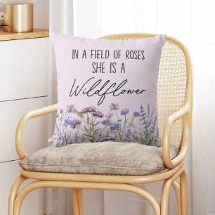 Aquarell-Veilchen-Wildblumenwiese-Zitat Kissen