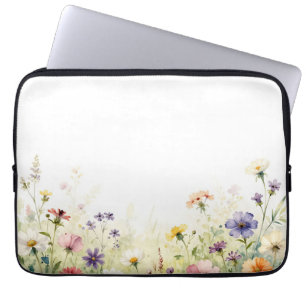 Aquarell-Wiesenrand mit Pastell-Blumen Laptopschutzhülle