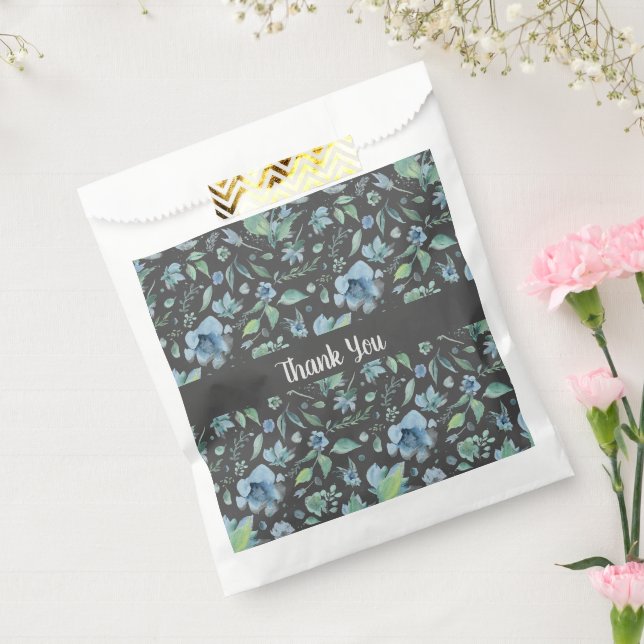 Aquarellblau auf dunkelgraue Blüte - kundenspezifi Geschenktütchen (Versiegelt)